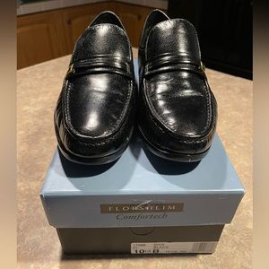 NIB Florsheim Black Riva Loafers Size 10.5 B width